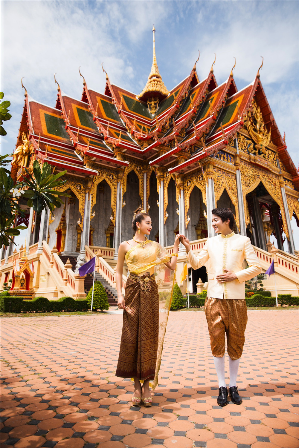 泰国-民族服饰-图片1